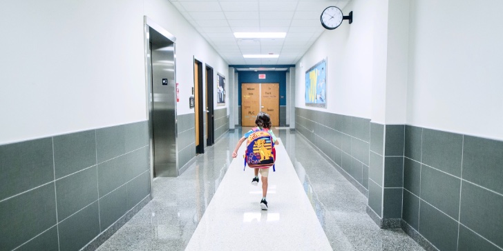 Does earlier return to school after concussion help with recovery?